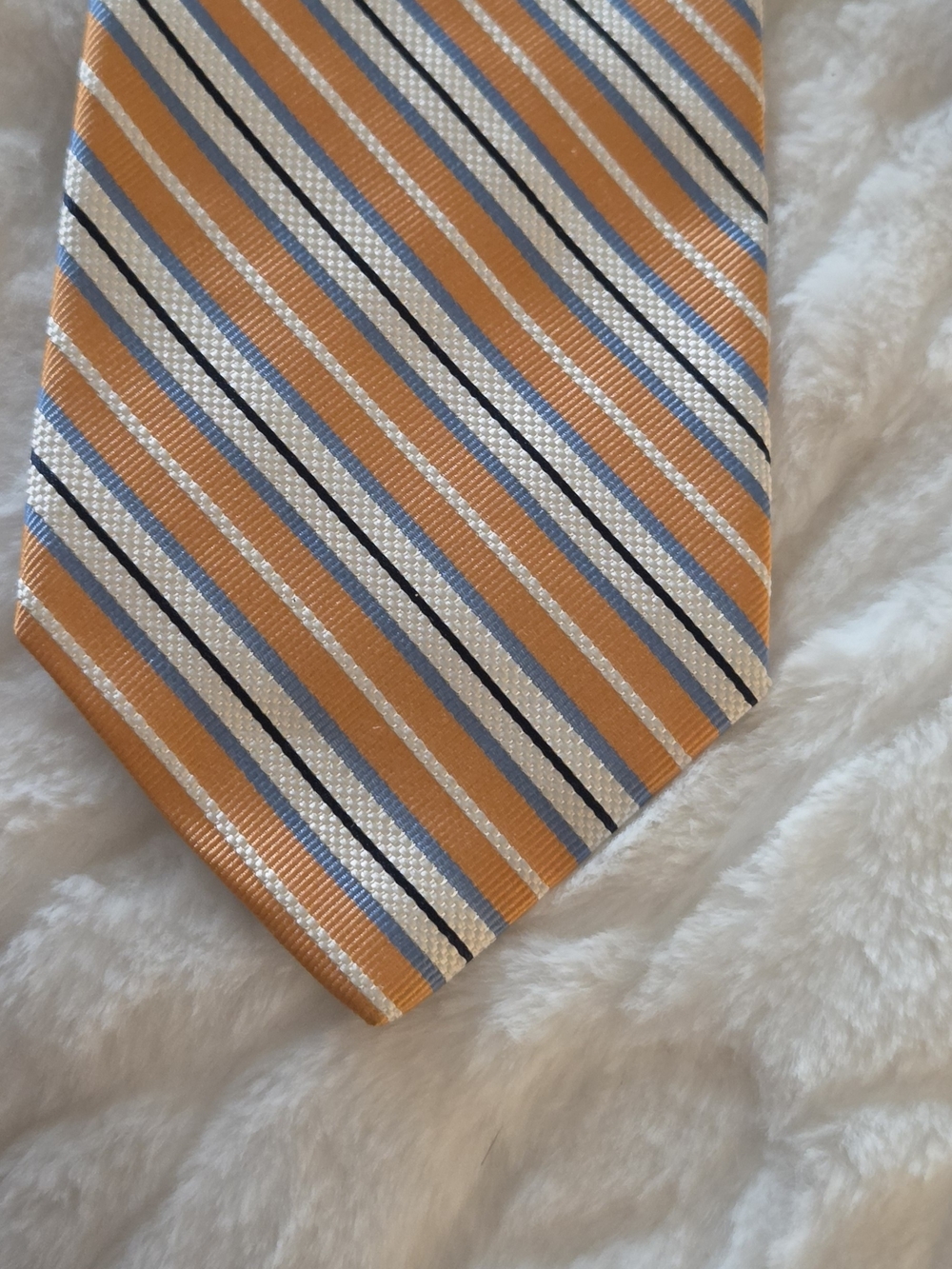 Jos. A. Bank Striped Men’s Tie - Picture 5 of 8